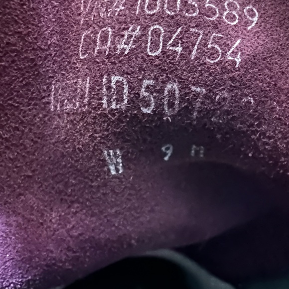 Women’s LL Bean Boot | HARDLY WORN Women’s 9 | Unique Colorway! - Picture 9 of 9